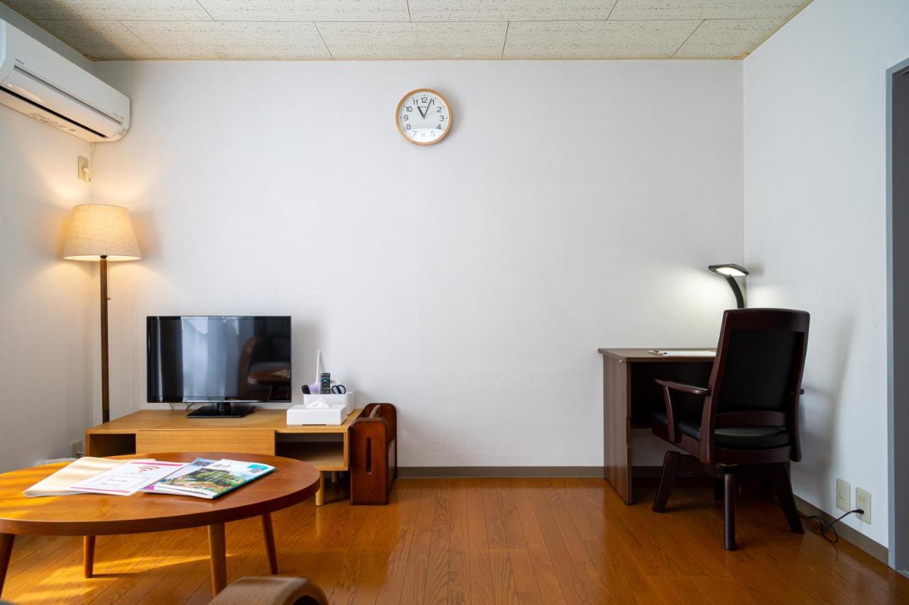 Enoshima Apartment Hotel Fujisawa Luaran gambar