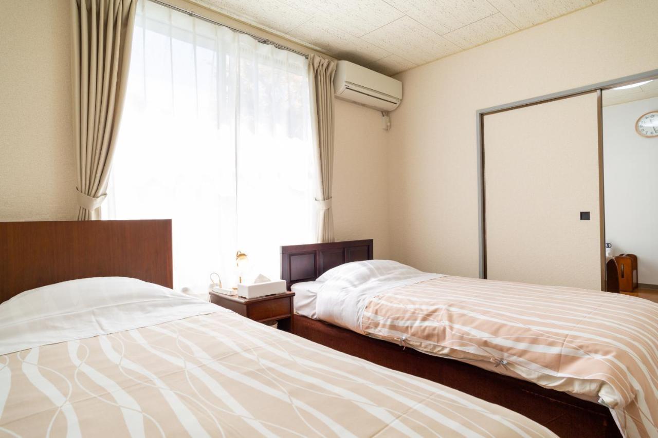 Enoshima Apartment Hotel Fujisawa Luaran gambar